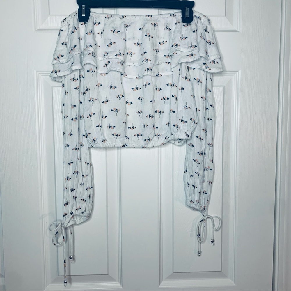 Abercrombie & Fitch Off the Shoulder Crop Top S